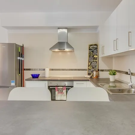 Apartamento Montalmar Apartment *